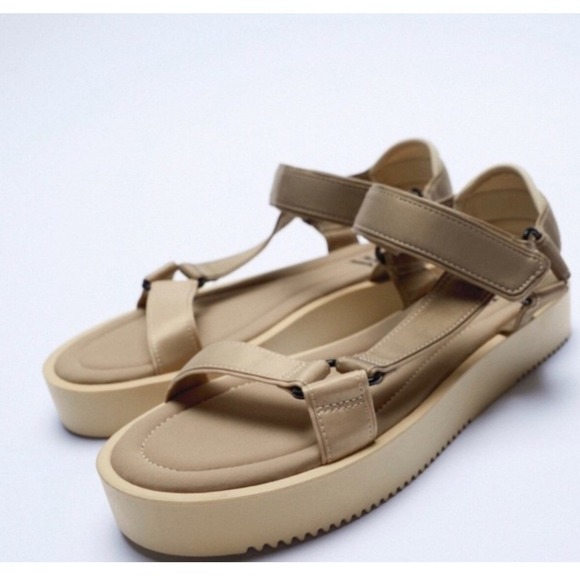 Zara Platform Platform Sandals Strappy Satin Effect Beige Shoes Size EU 37/ US 7 - Picture 2 of 14